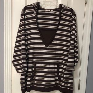 Cato brown & cream hoodie. Size 22/24W.